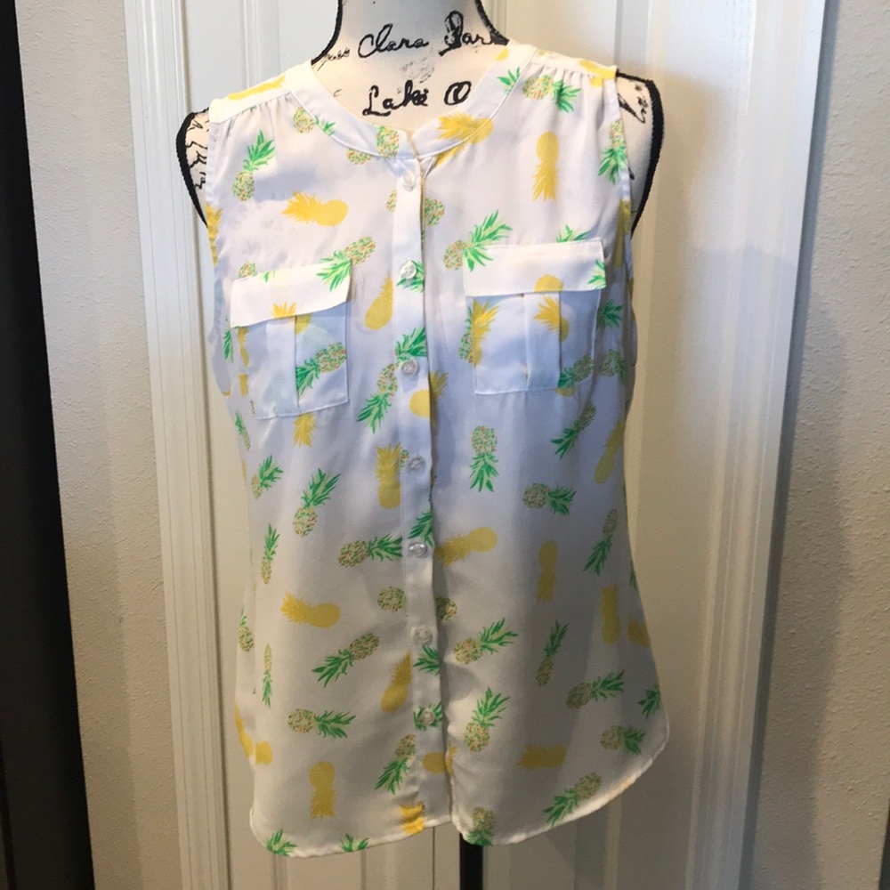 Soho top. NWOT